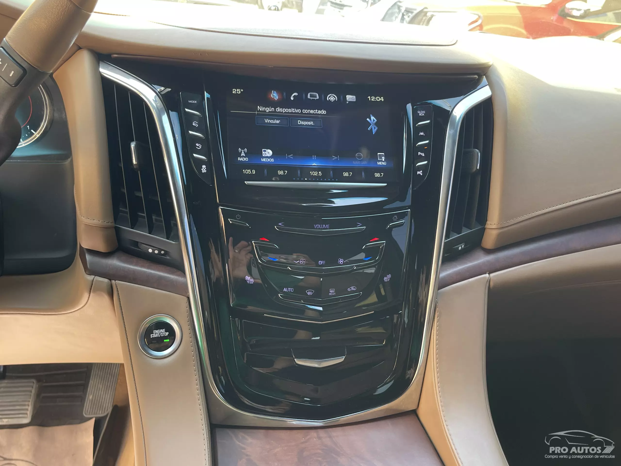 Cadillac Escalade VUD 4x4