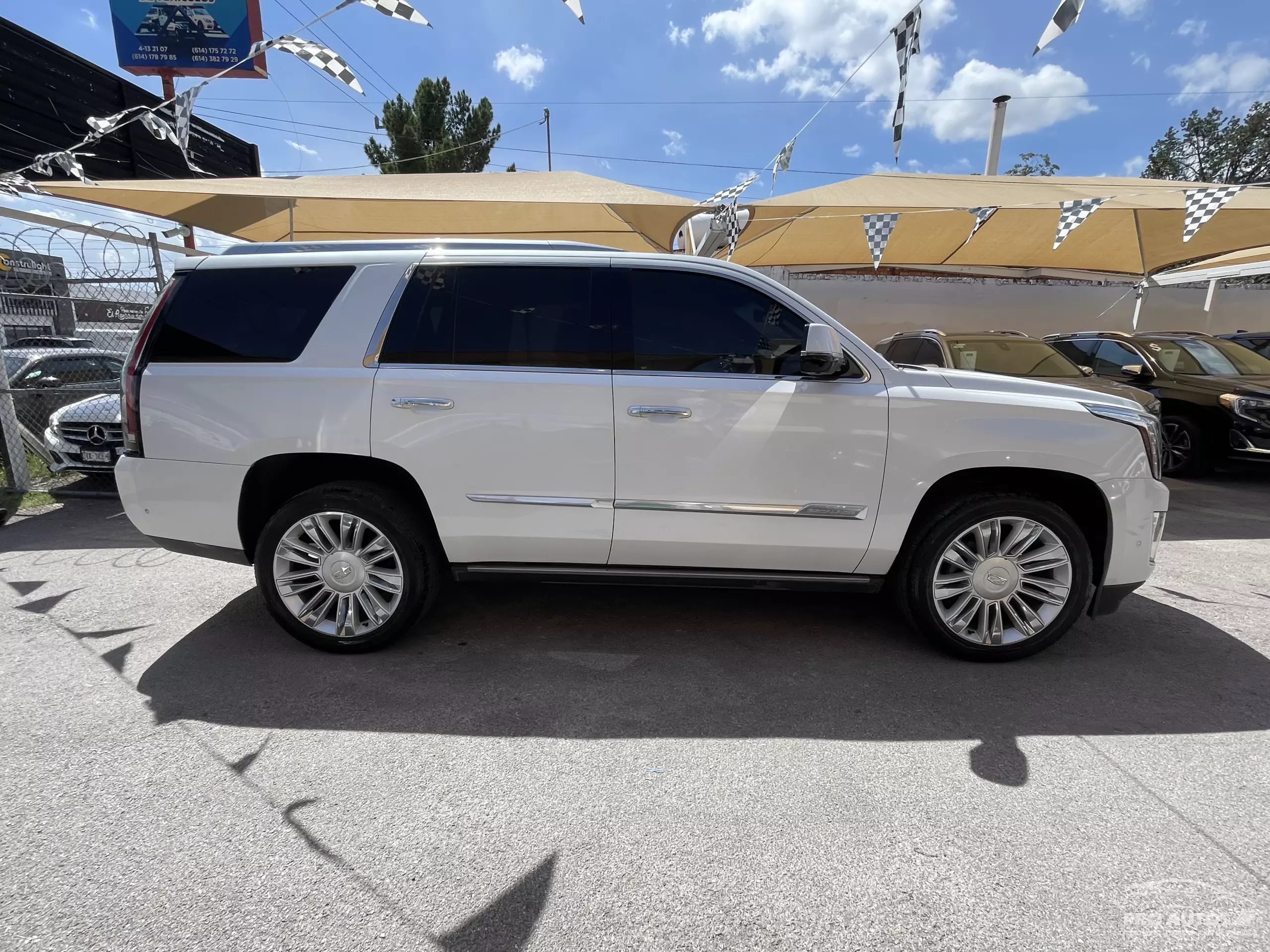 Cadillac Escalade VUD 4x4