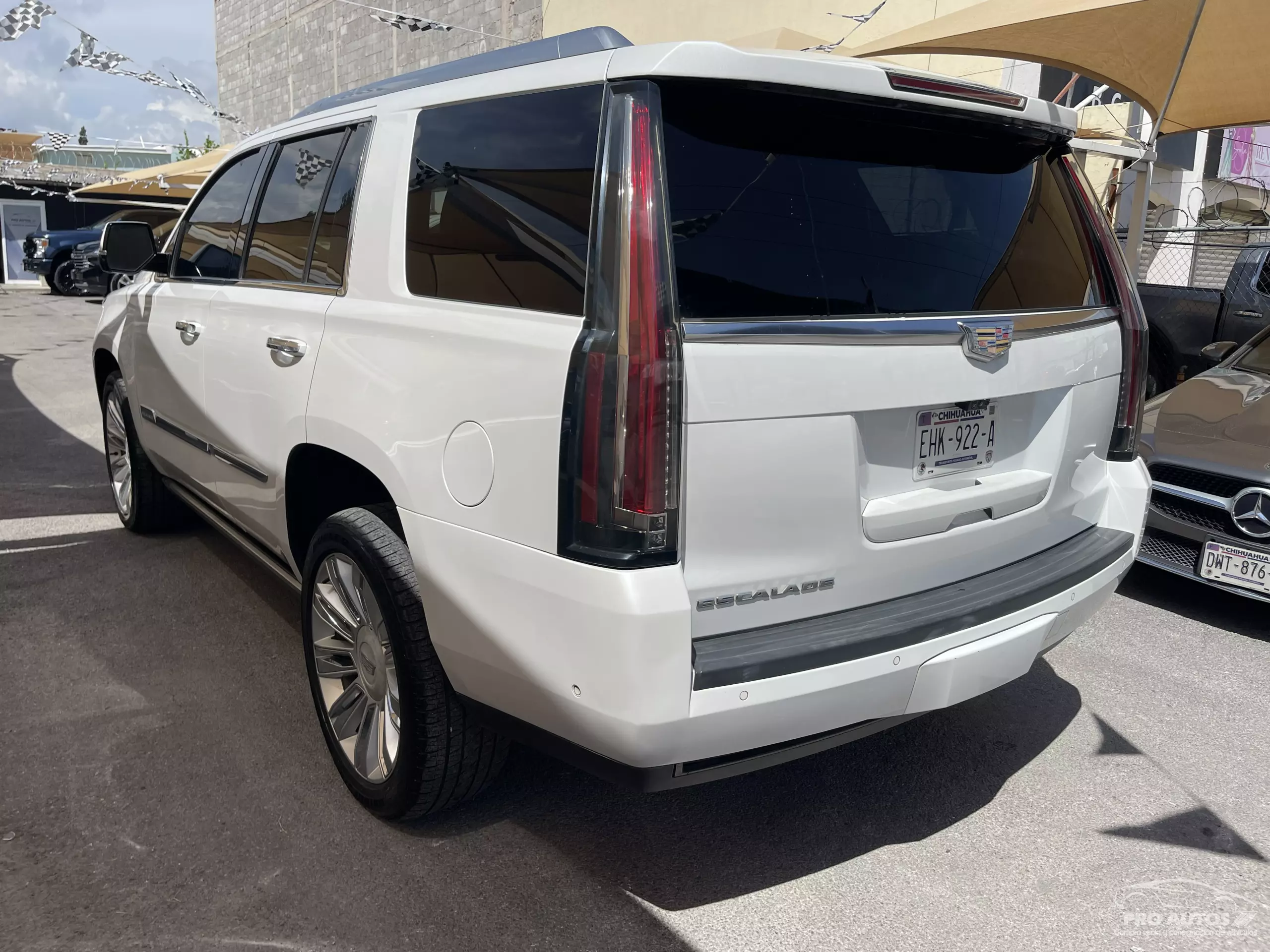 Cadillac Escalade VUD 4x4