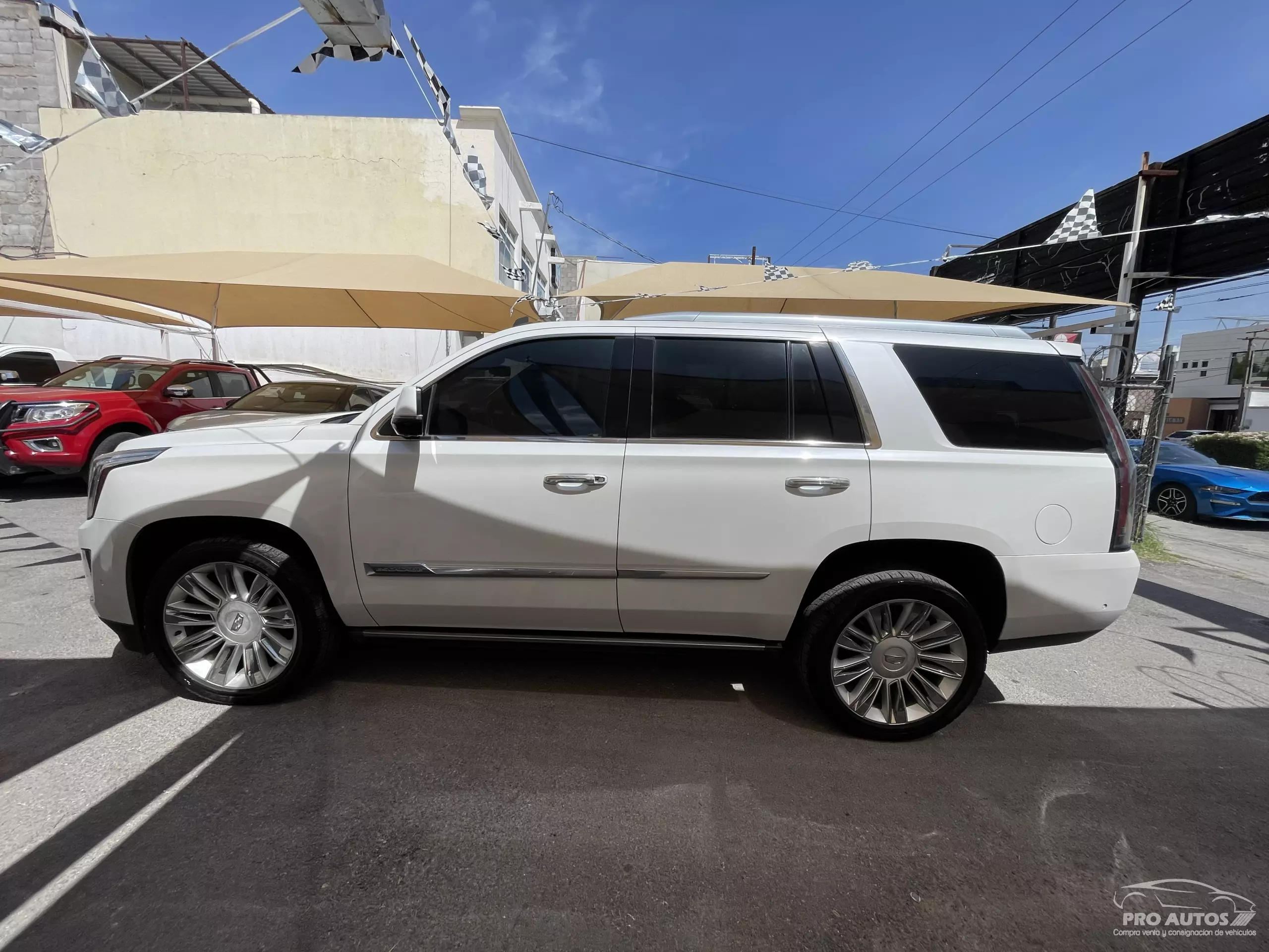 Cadillac Escalade VUD 4x4
