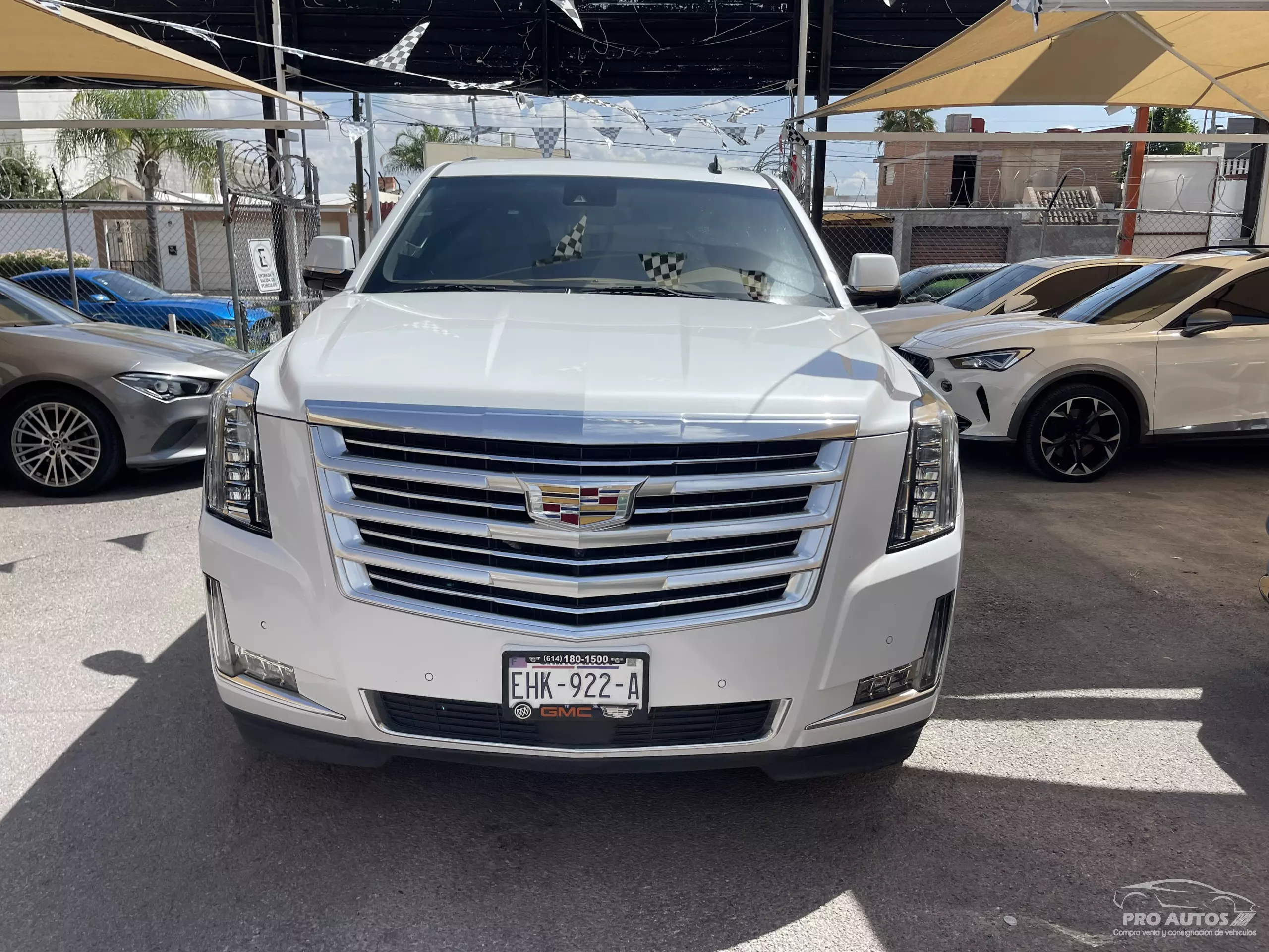 Cadillac Escalade VUD 4x4