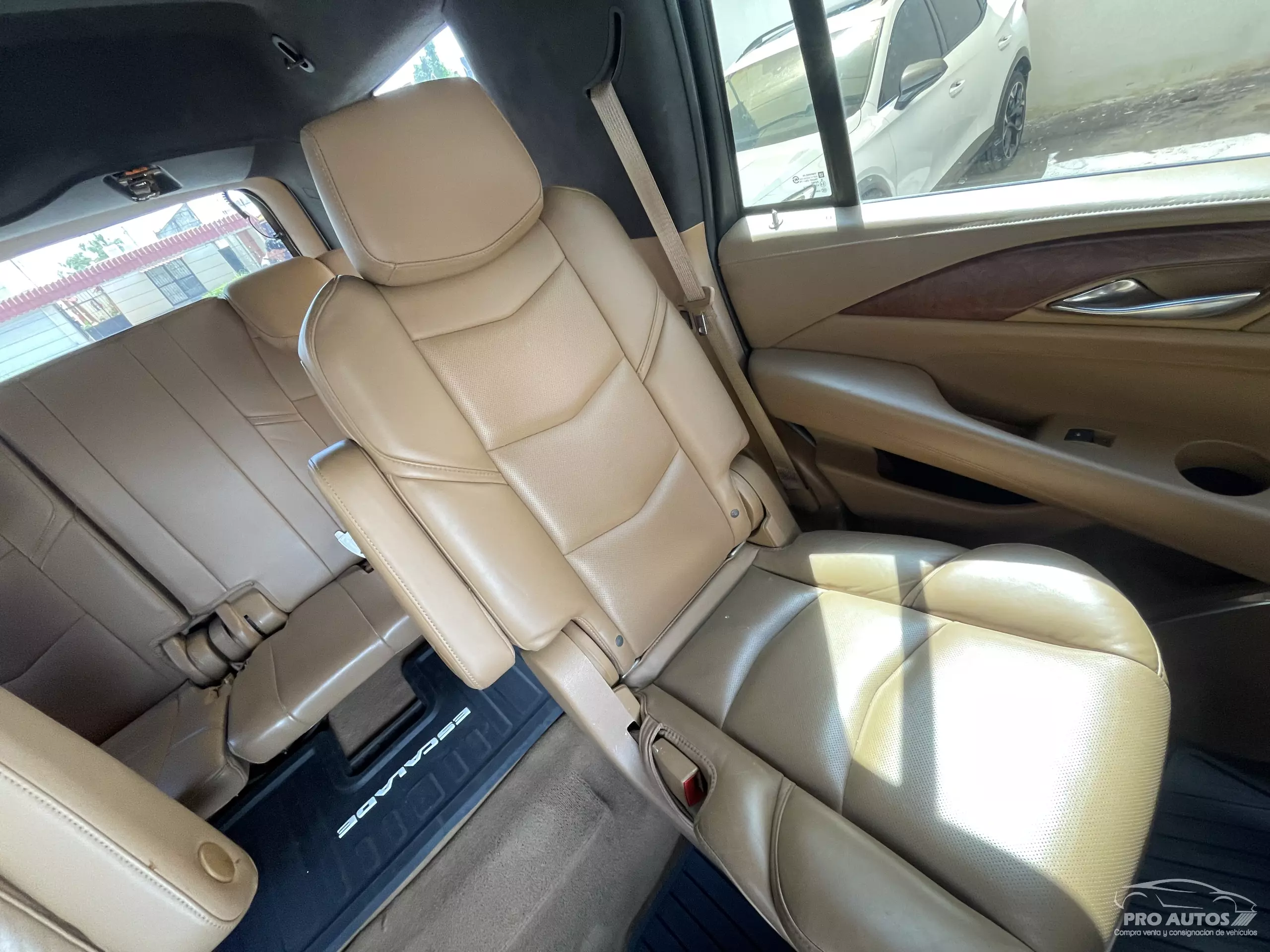 Cadillac Escalade VUD 4x4