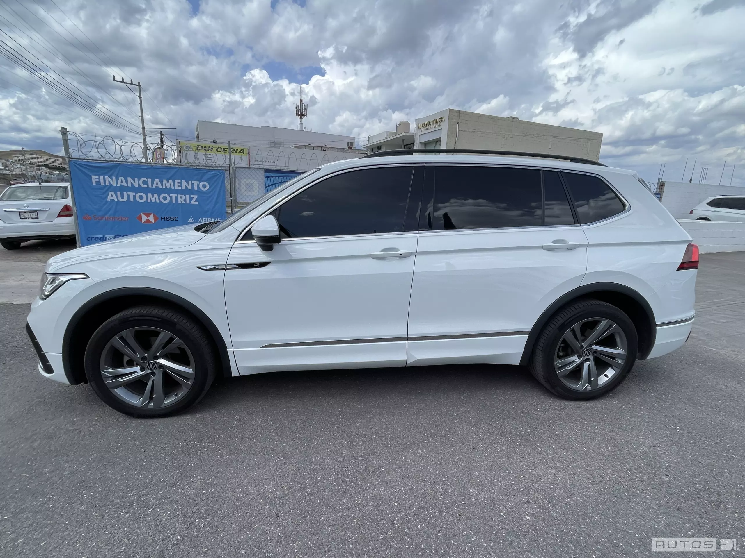 Volkswagen Tiguan VUD