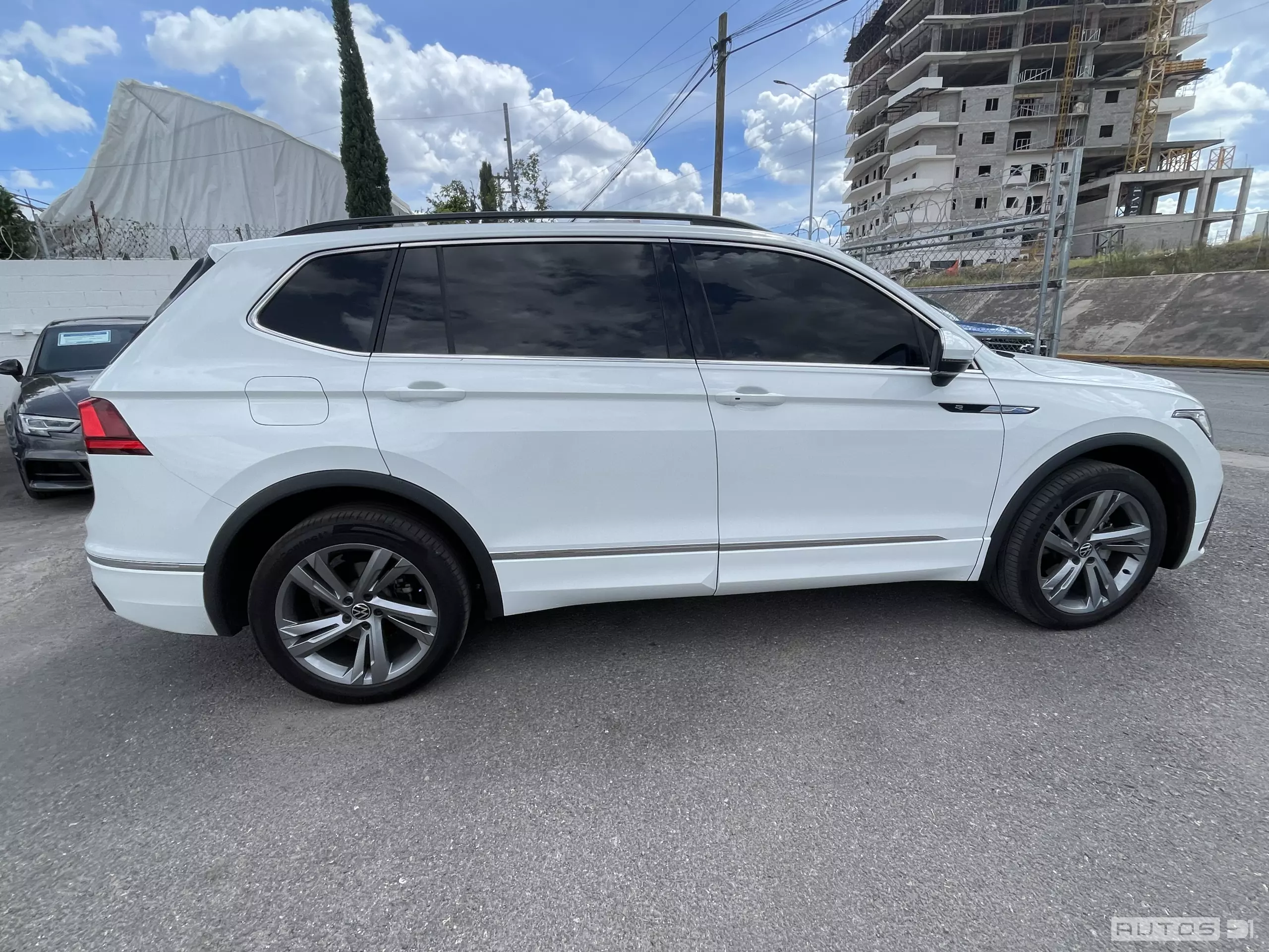 Volkswagen Tiguan VUD