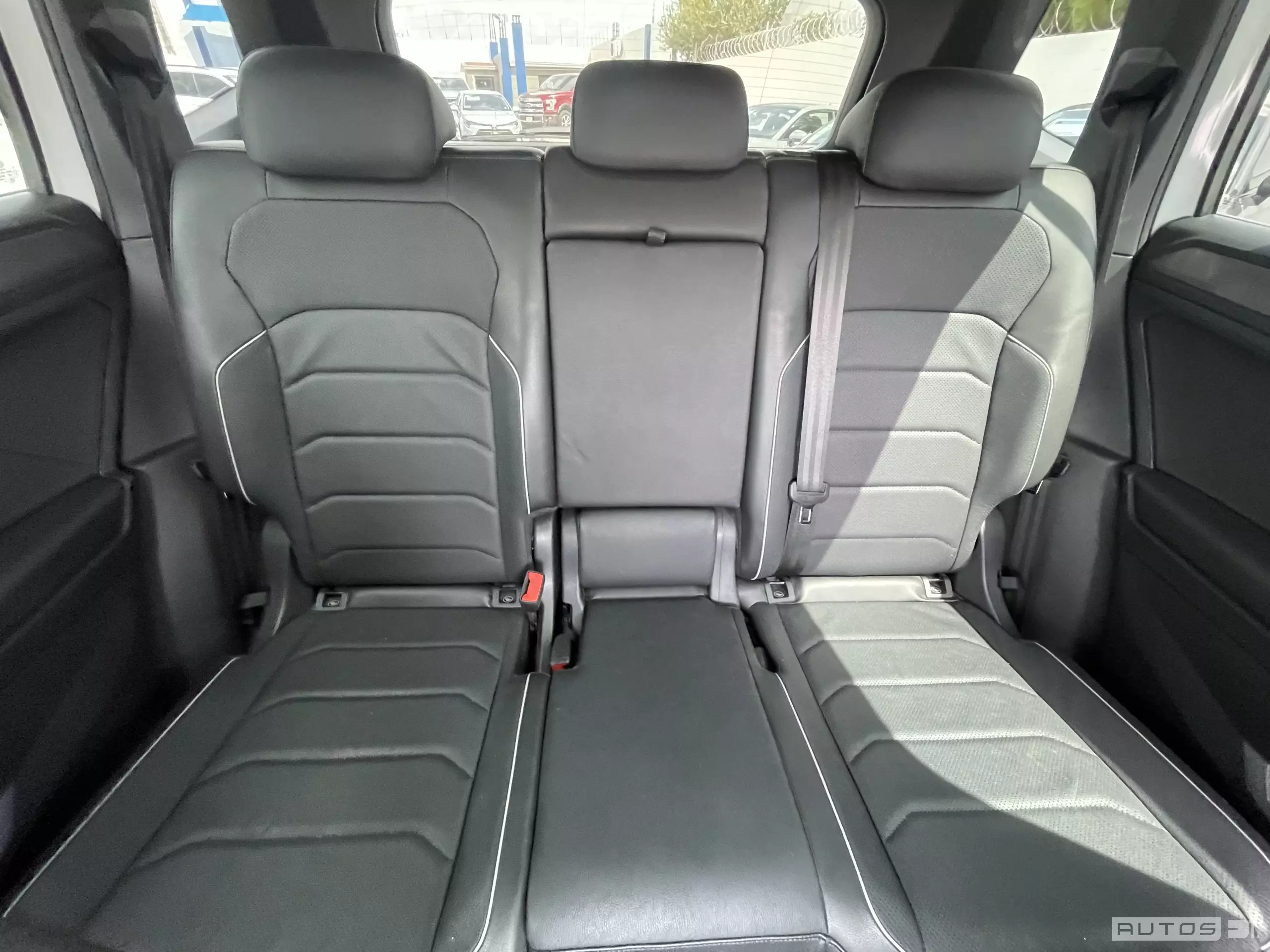 Volkswagen Tiguan VUD