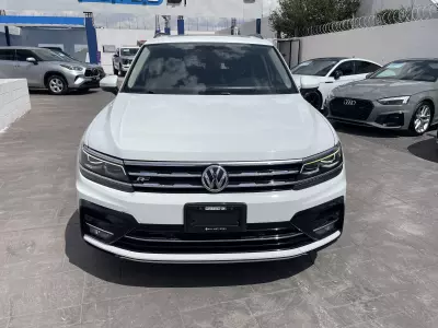 Volkswagen Tiguan VUD 2020