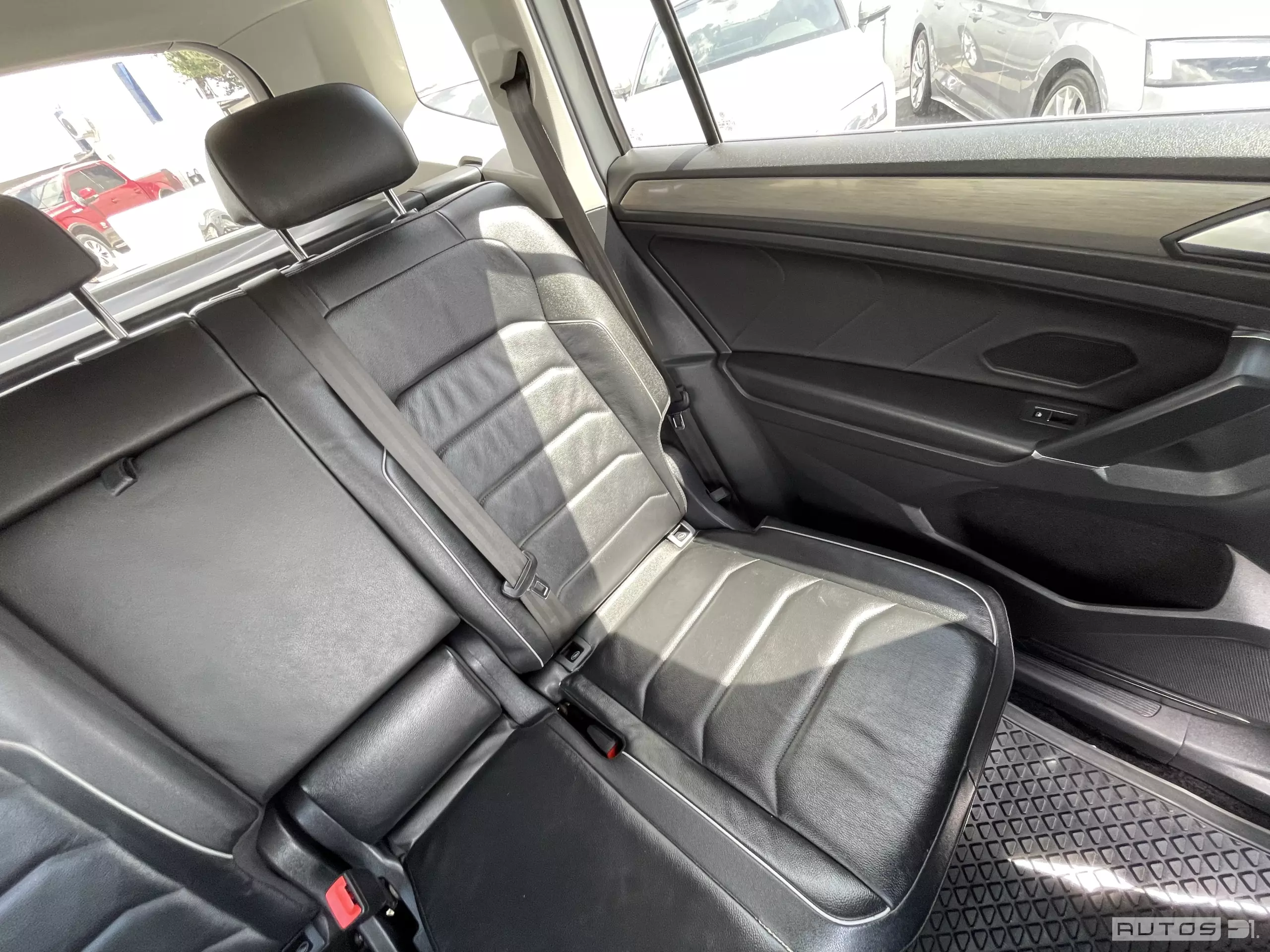 Volkswagen Tiguan VUD