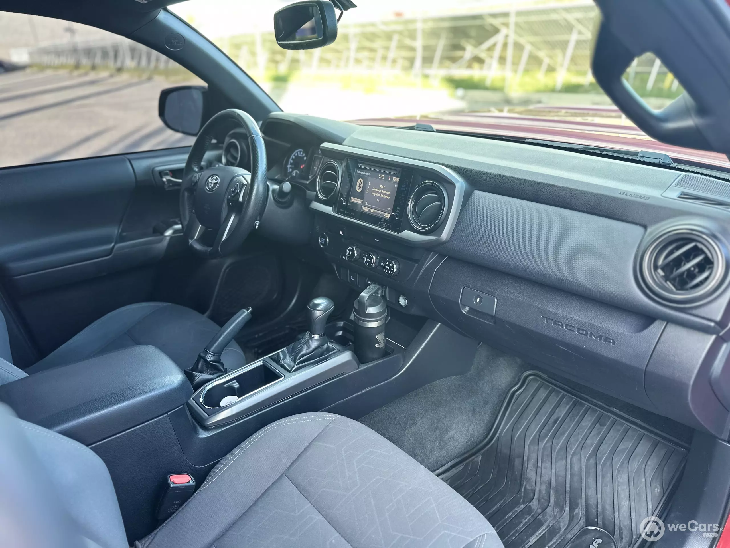 Toyota Tacoma Pick-Up