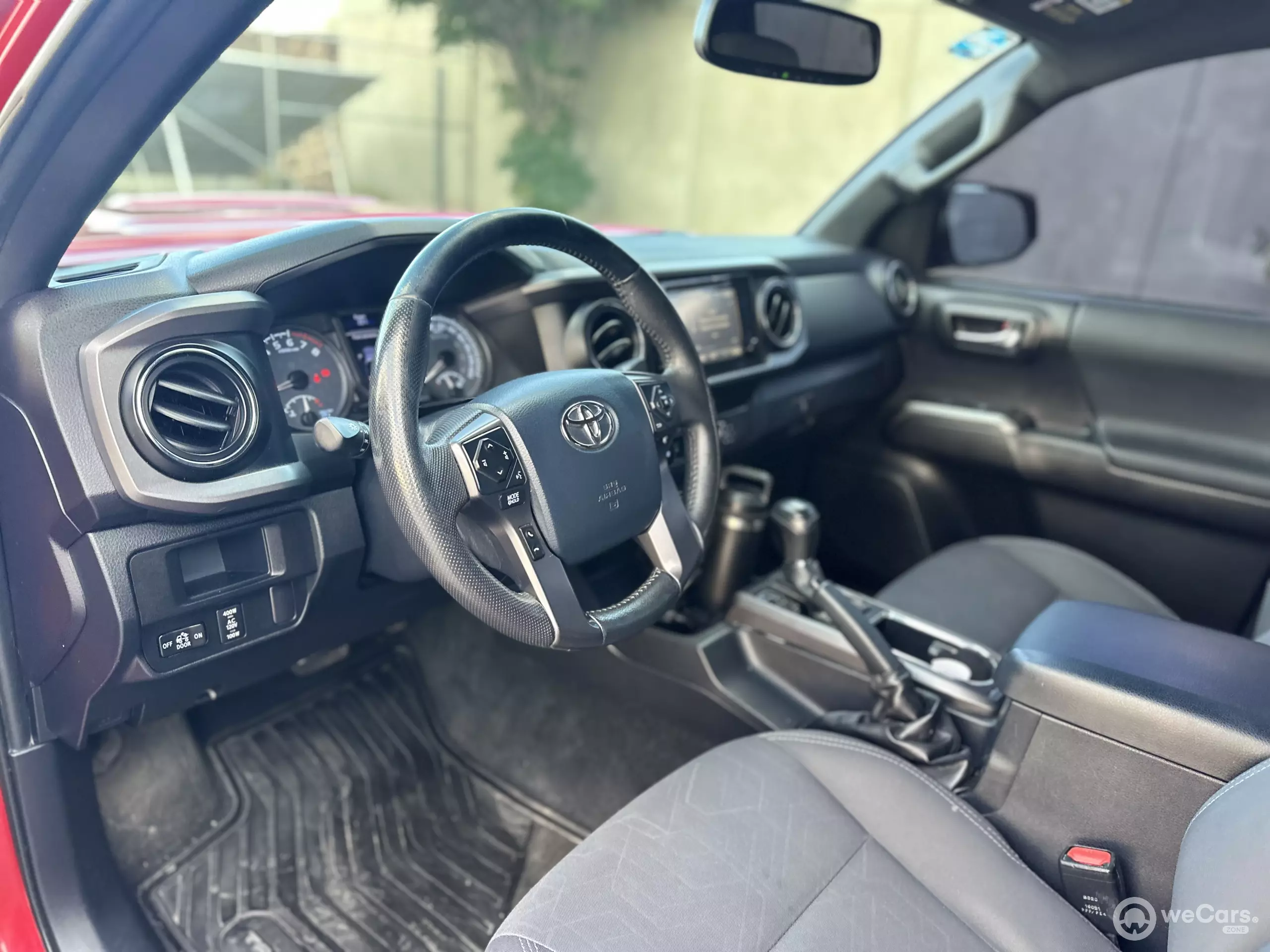 Toyota Tacoma Pick-Up