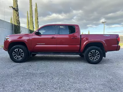 Toyota Tacoma Pick-Up 2019