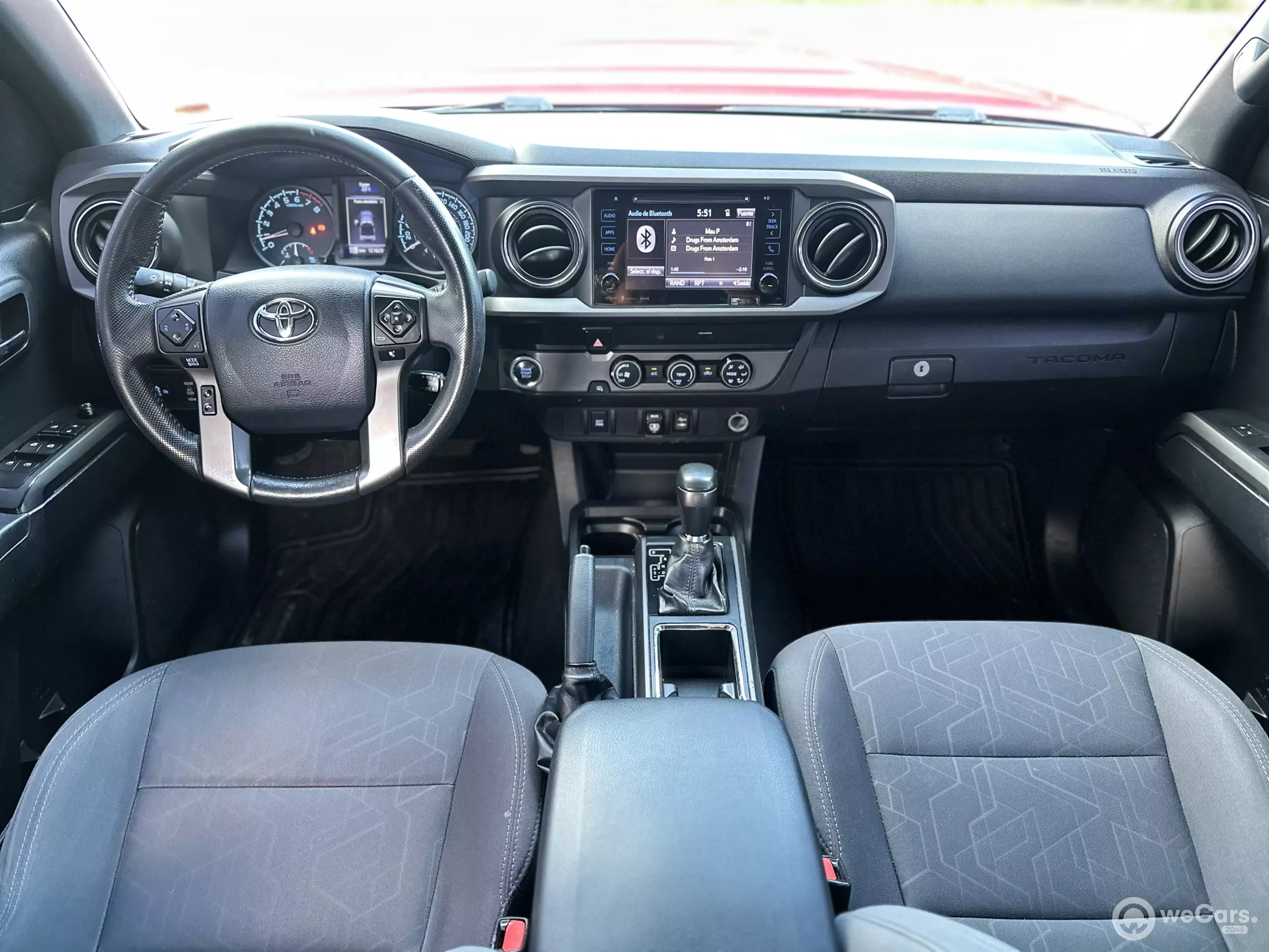 Toyota Tacoma Pick-Up