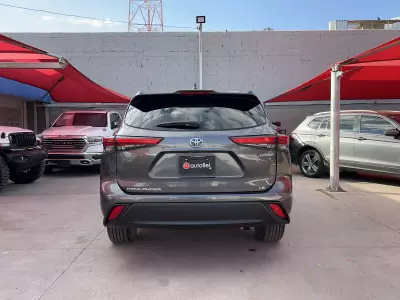 Toyota Highlander VUD 2023