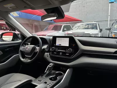 Toyota Highlander VUD 2023