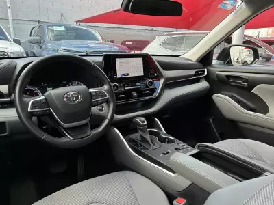Toyota Highlander VUD 2023