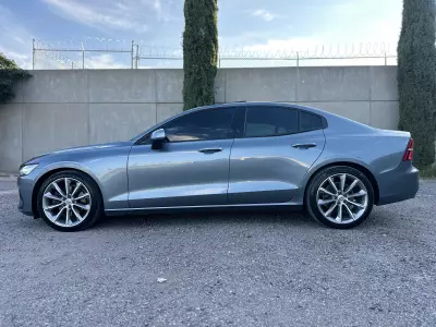 Volvo S60 2021