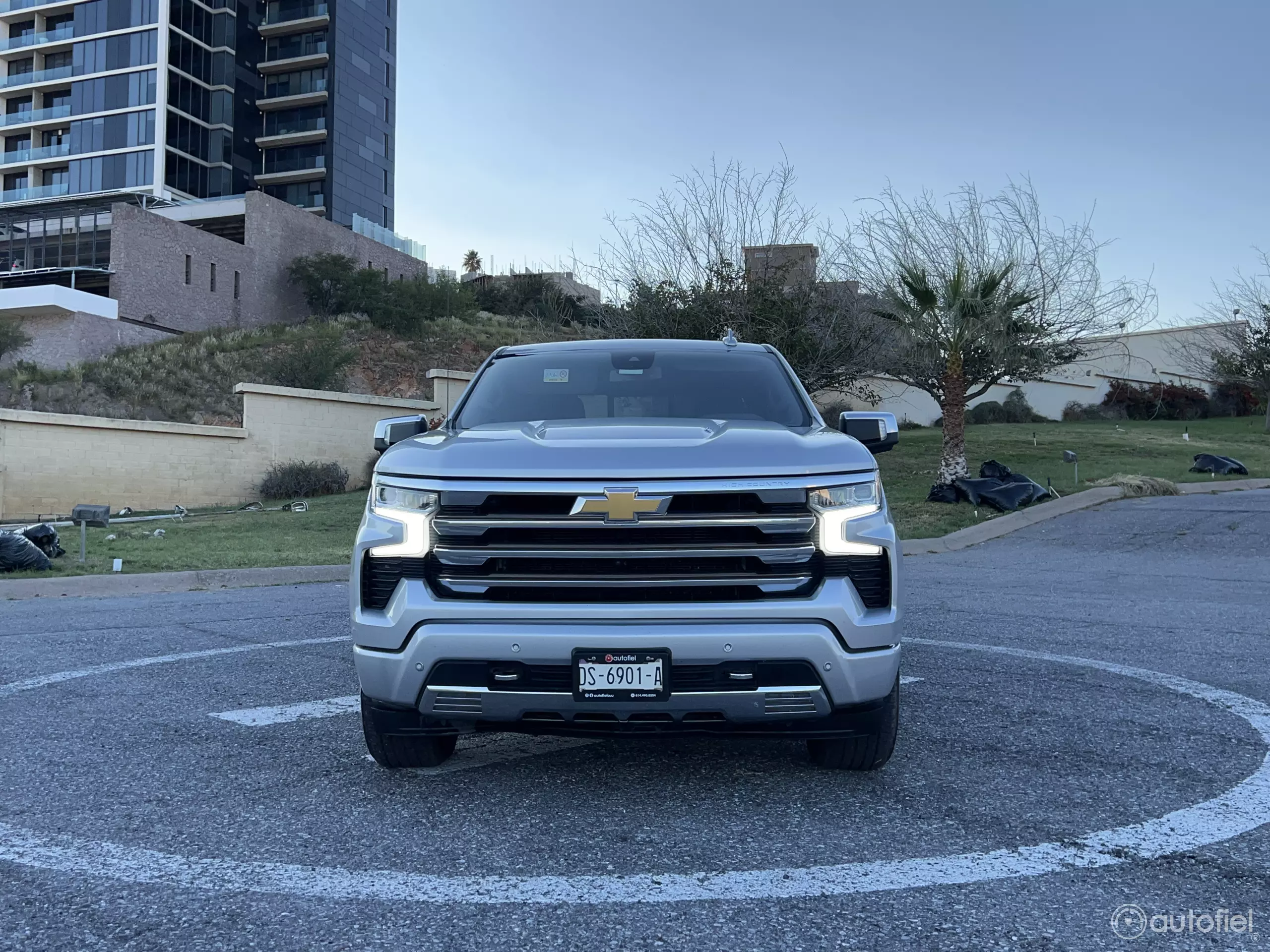 Chevrolet Cheyenne Pick-Up