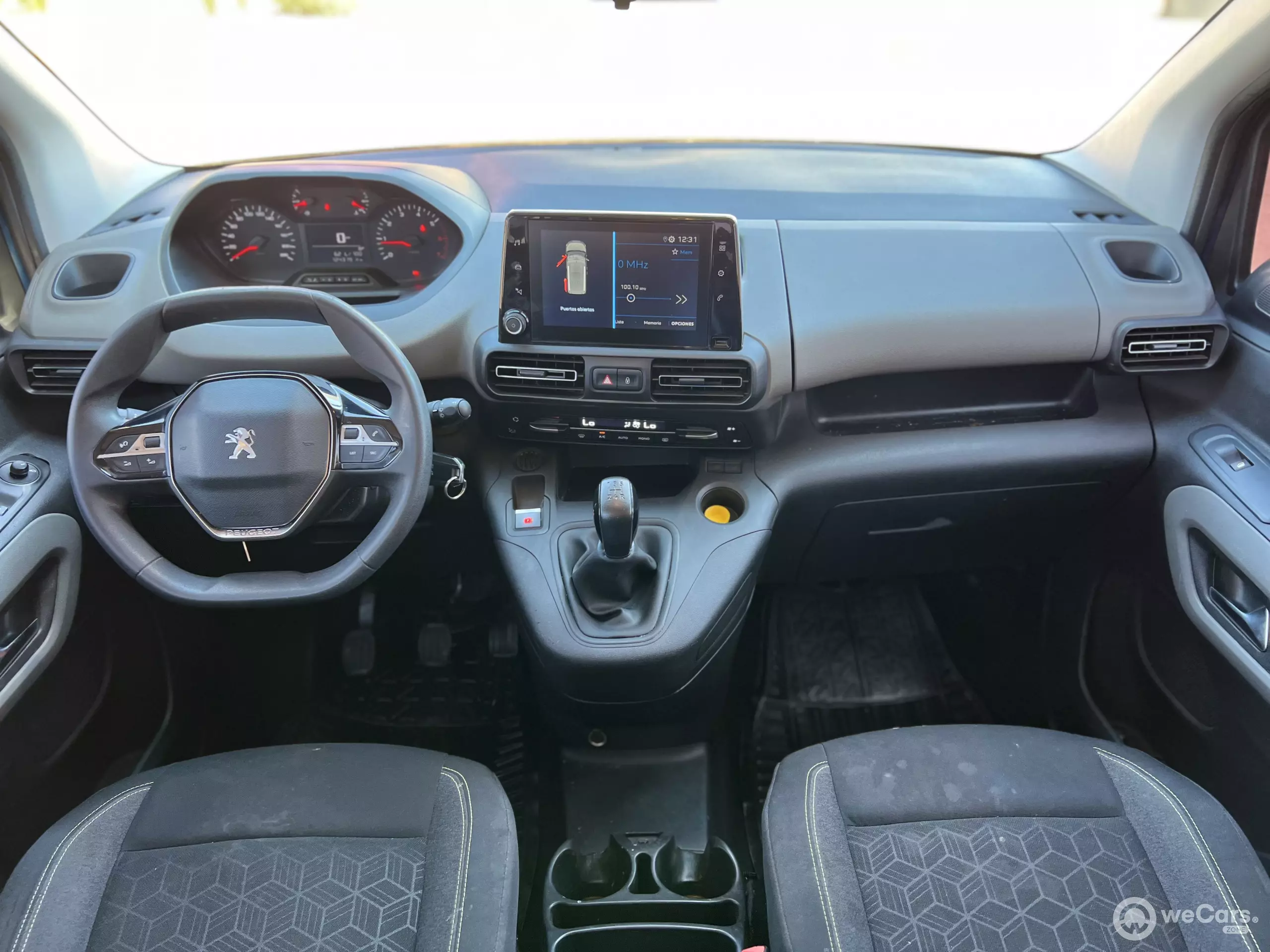 Peugeot Rifter Minivan