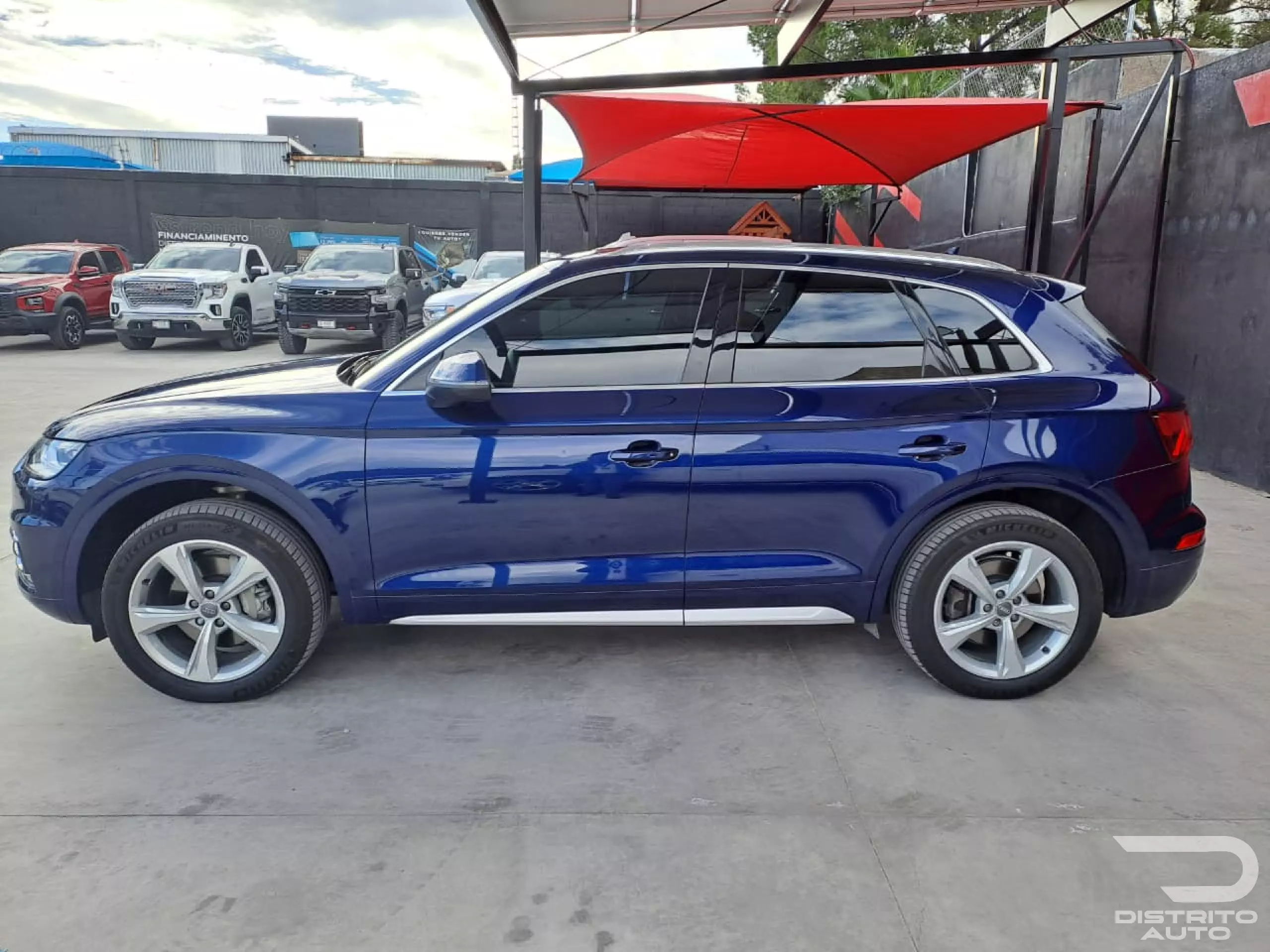 Audi Q5 Quattro VUD