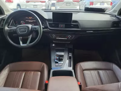 Audi Q5 Quattro VUD 2020
