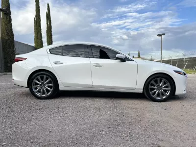 Mazda Mazda 3 2023