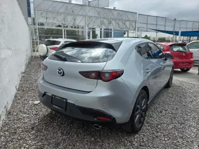 Mazda Mazda 3 2023