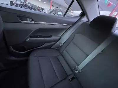 Hyundai Elantra 2018