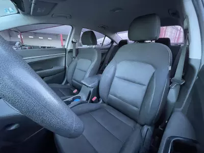 Hyundai Elantra 2018