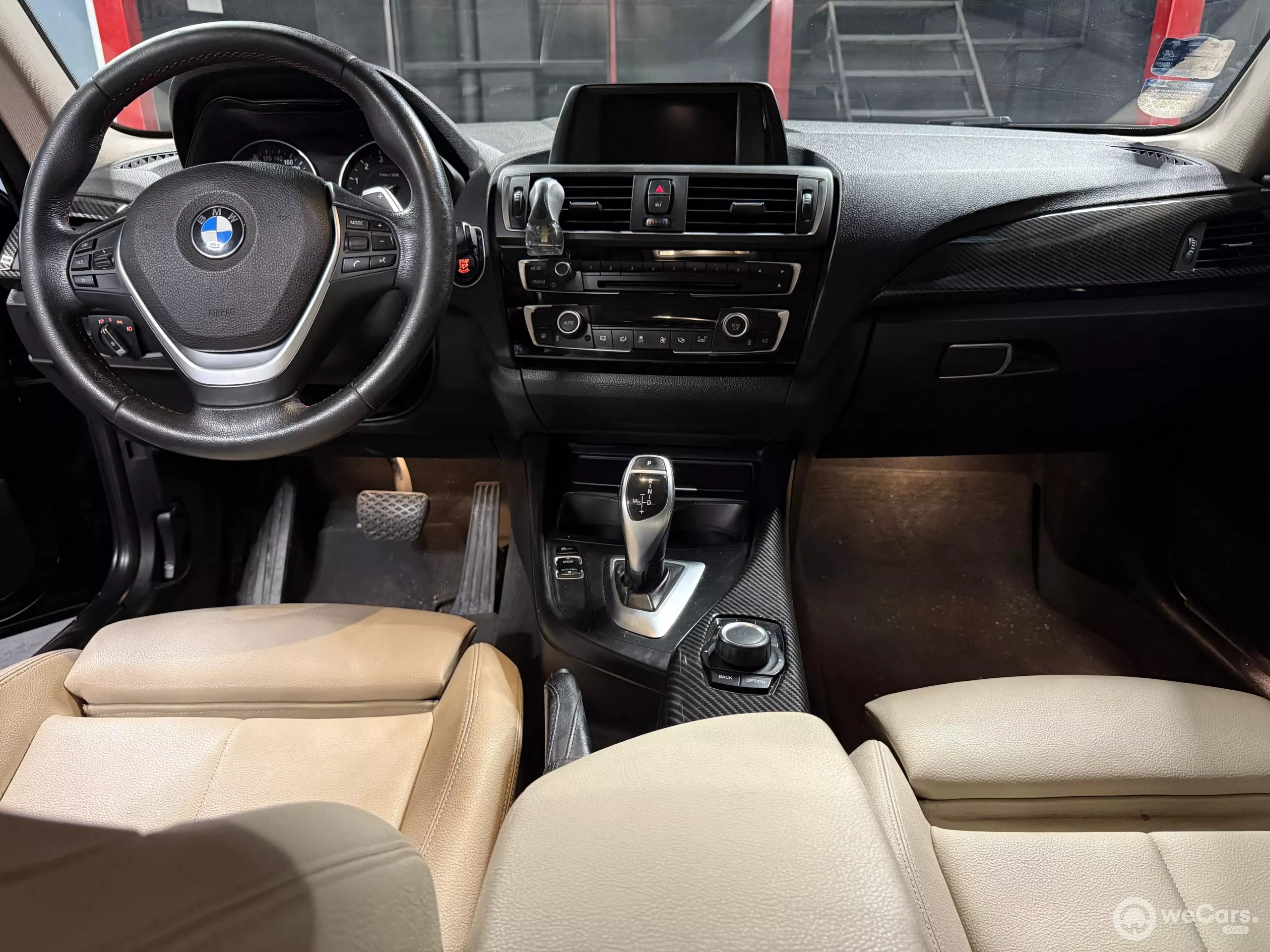 BMW 220i