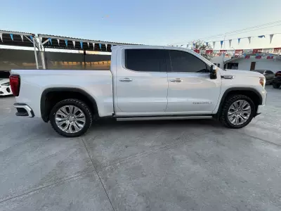 GMC Sierra Pick-Up 4x4 2021