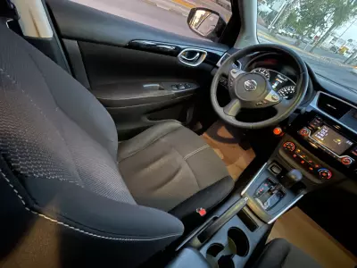 Nissan Sentra 2017