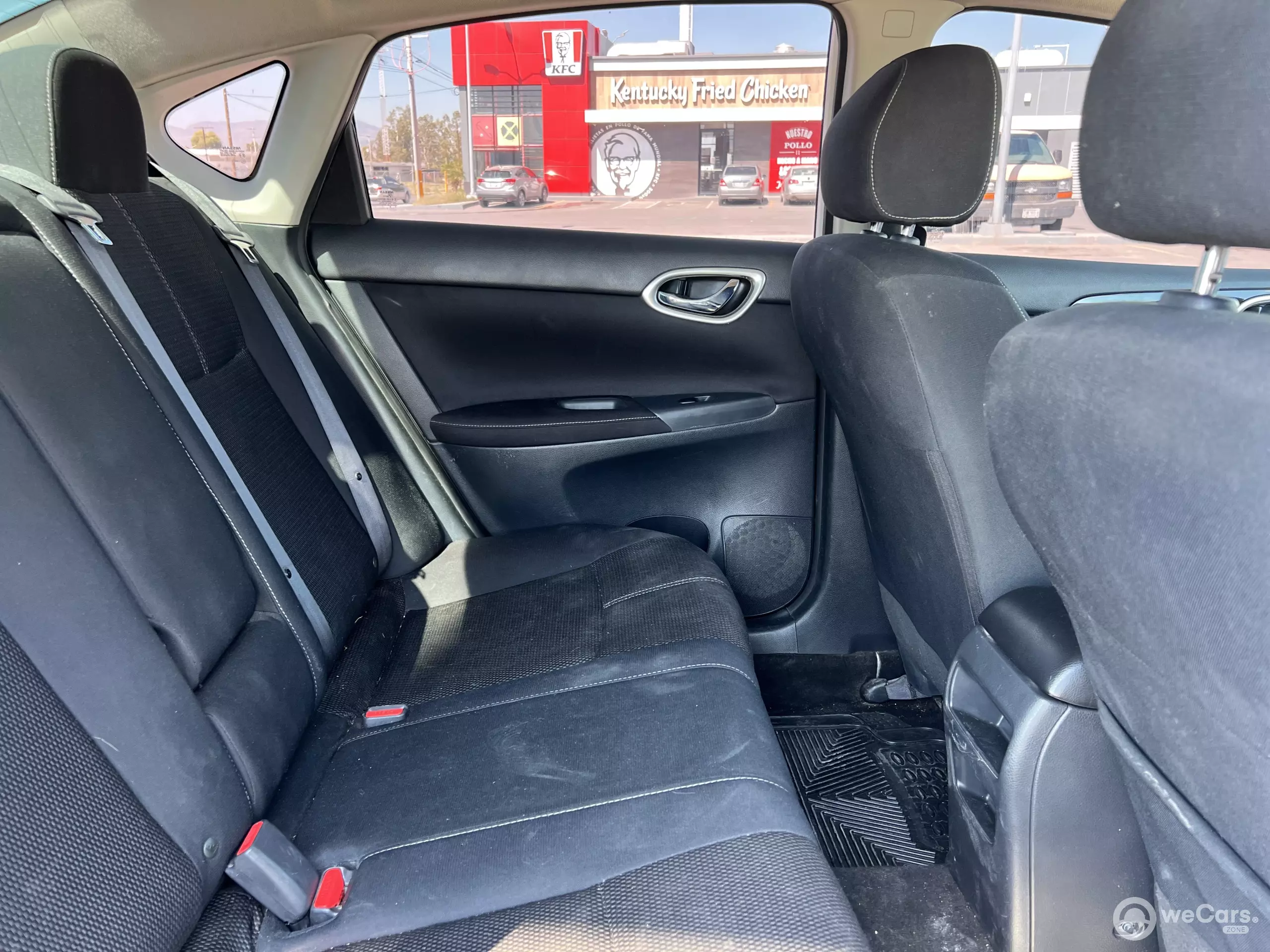Nissan Sentra