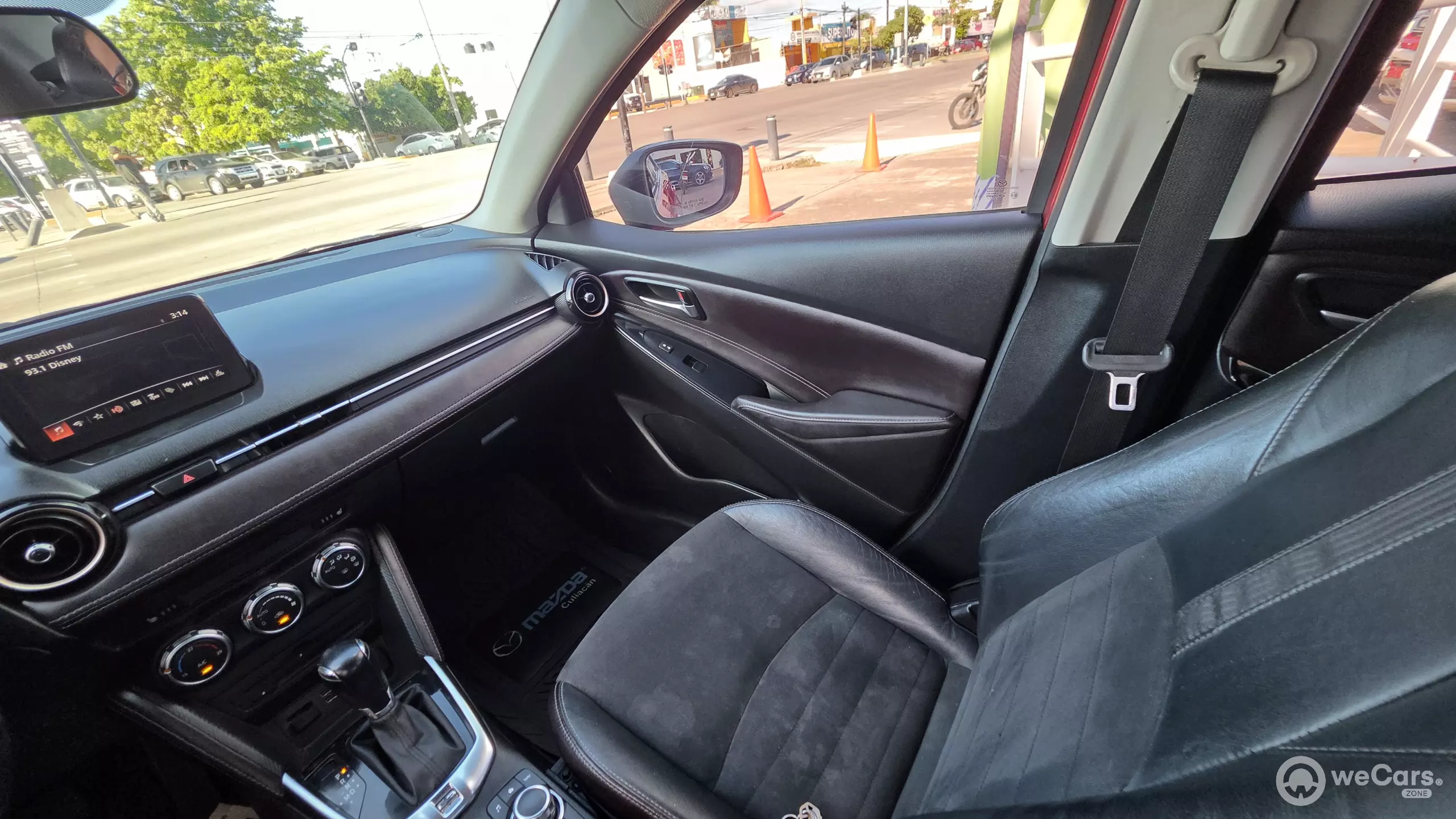 Mazda Mazda 2