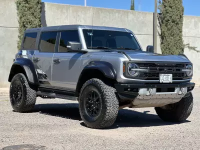 Ford Bronco VUD 4x4 2024