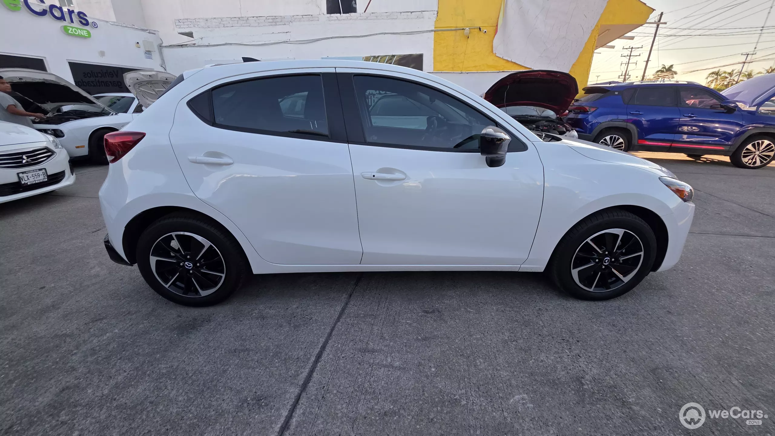 Mazda Mazda 2
