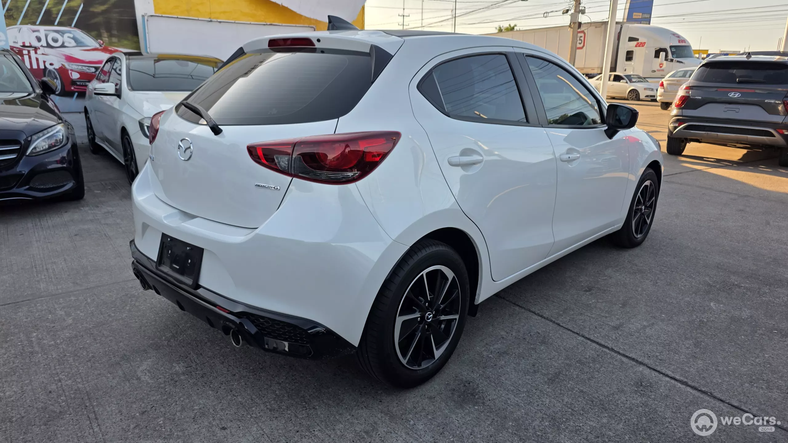Mazda Mazda 2