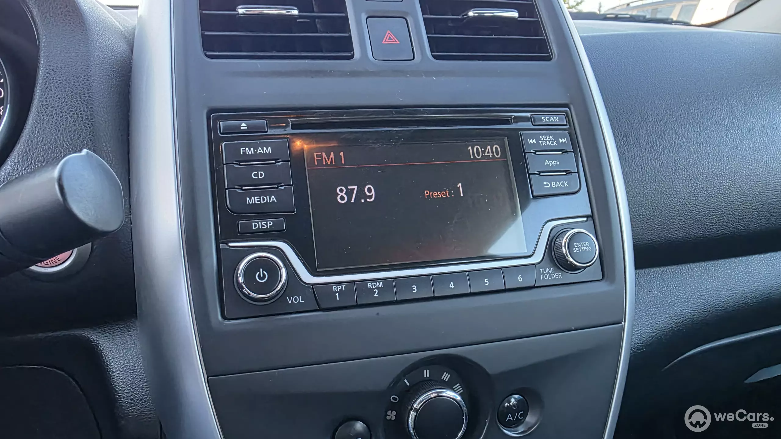 Nissan Versa