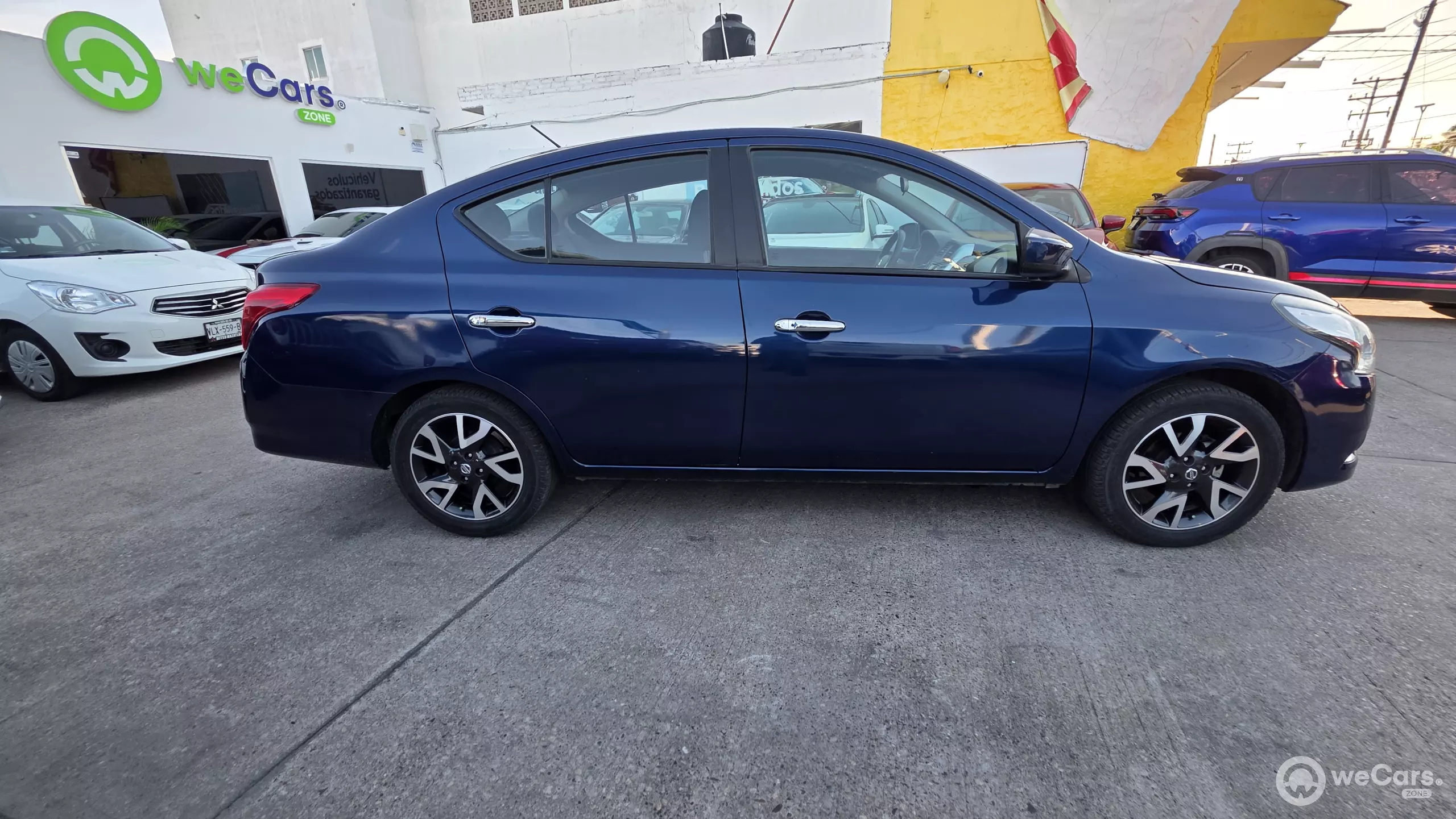 Nissan Versa