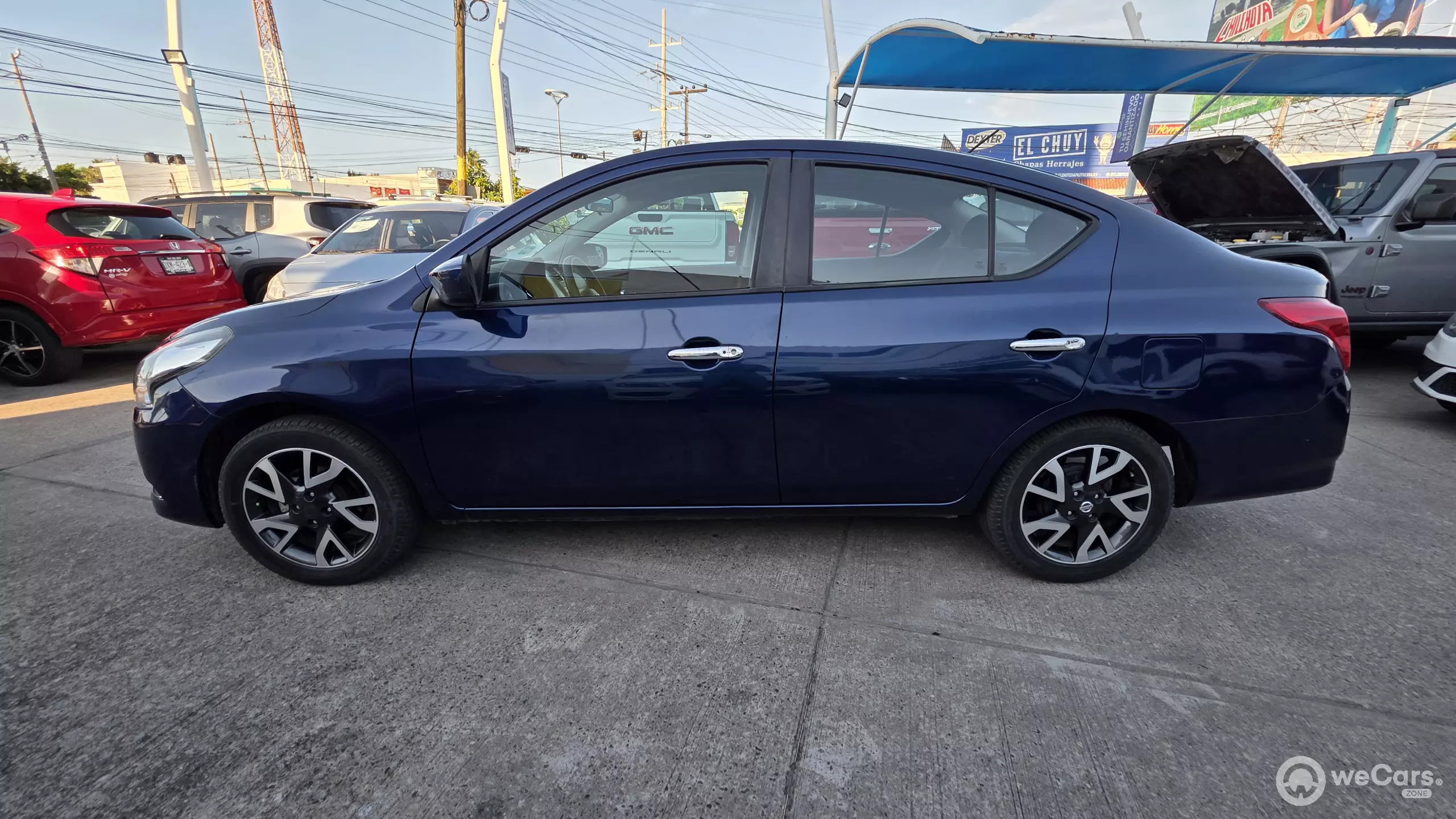 Nissan Versa