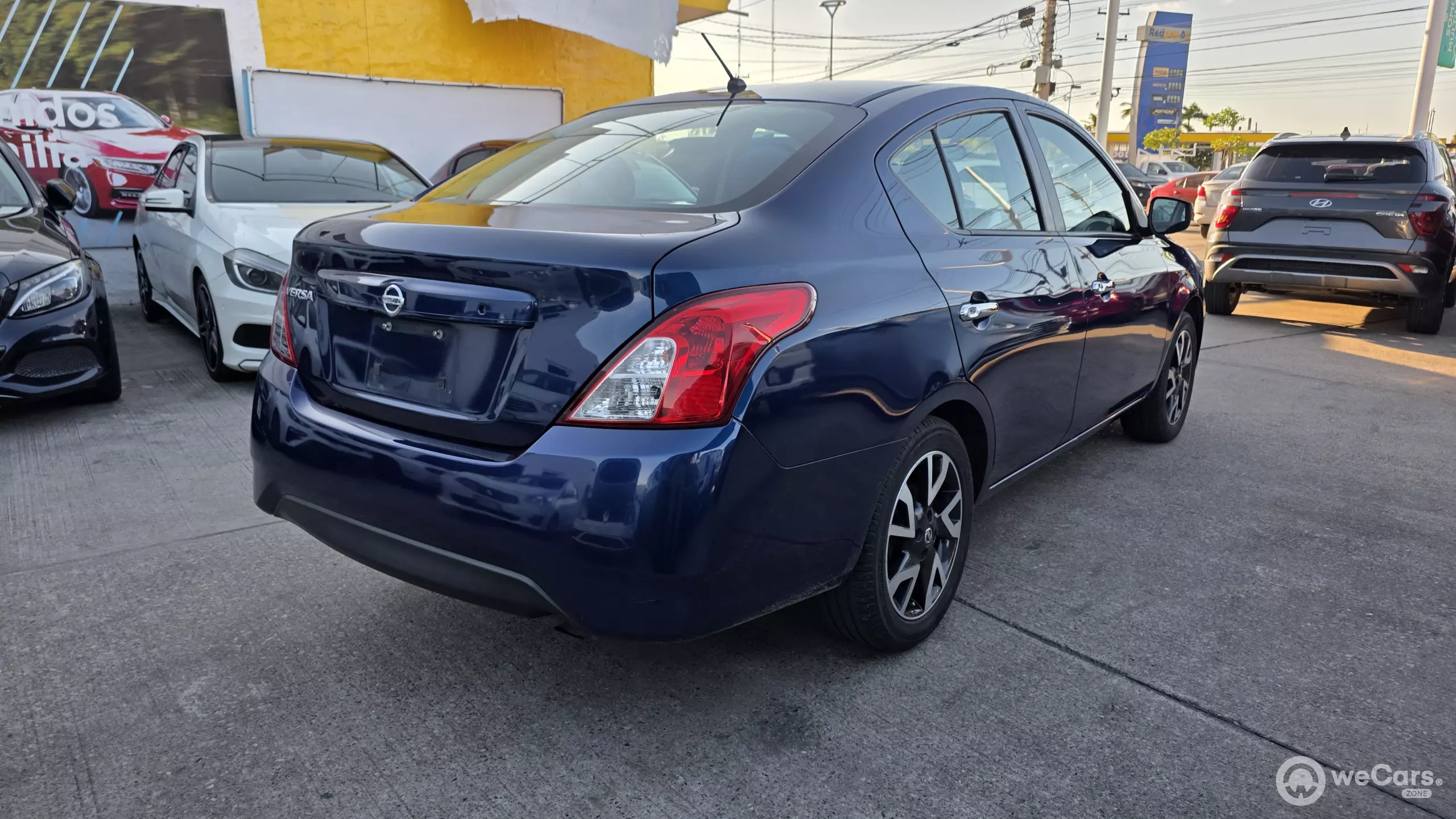 Nissan Versa