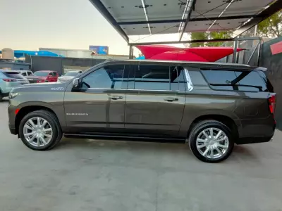 Chevrolet Suburban VUD 2021