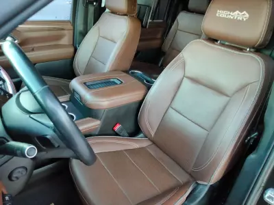 Chevrolet Suburban VUD 2021
