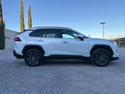 Toyota RAV4 VUD 2023