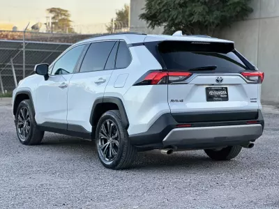 Toyota RAV4 VUD 2023