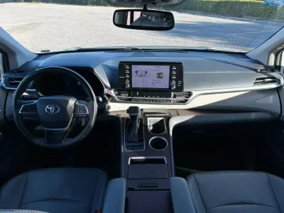 Toyota Sienna Minivan 2021