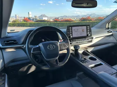 Toyota Sienna Minivan 2021