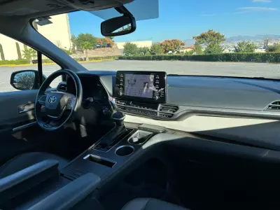 Toyota Sienna Minivan 2021