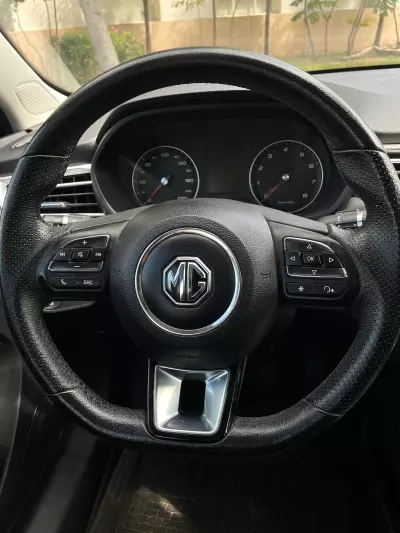 MG MG5 2023