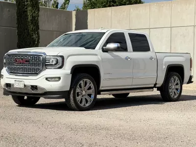 GMC Sierra Pick-Up 4x4 2017