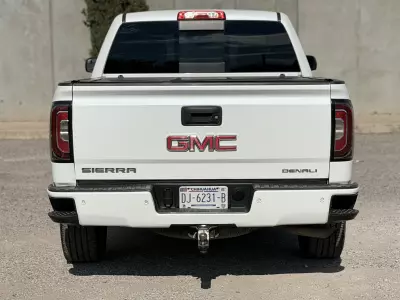 GMC Sierra Pick-Up 4x4 2017