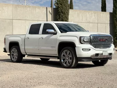 GMC Sierra Pick-Up 4x4 2017